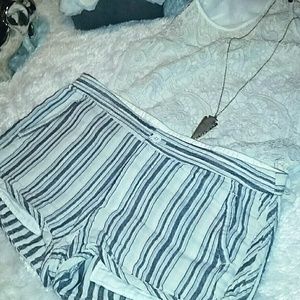 NWOT Free People linen shorts sz 10